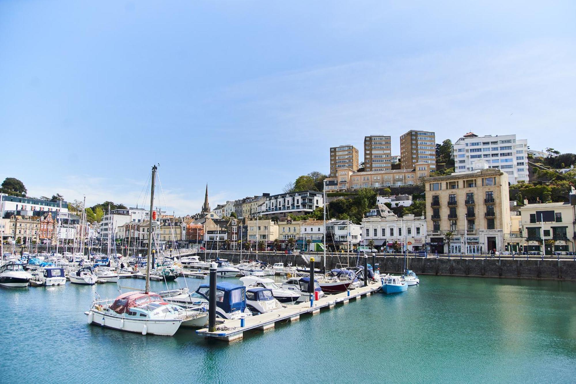 Sovereign House - Close To Harbour With Parking Торки Екстериор снимка