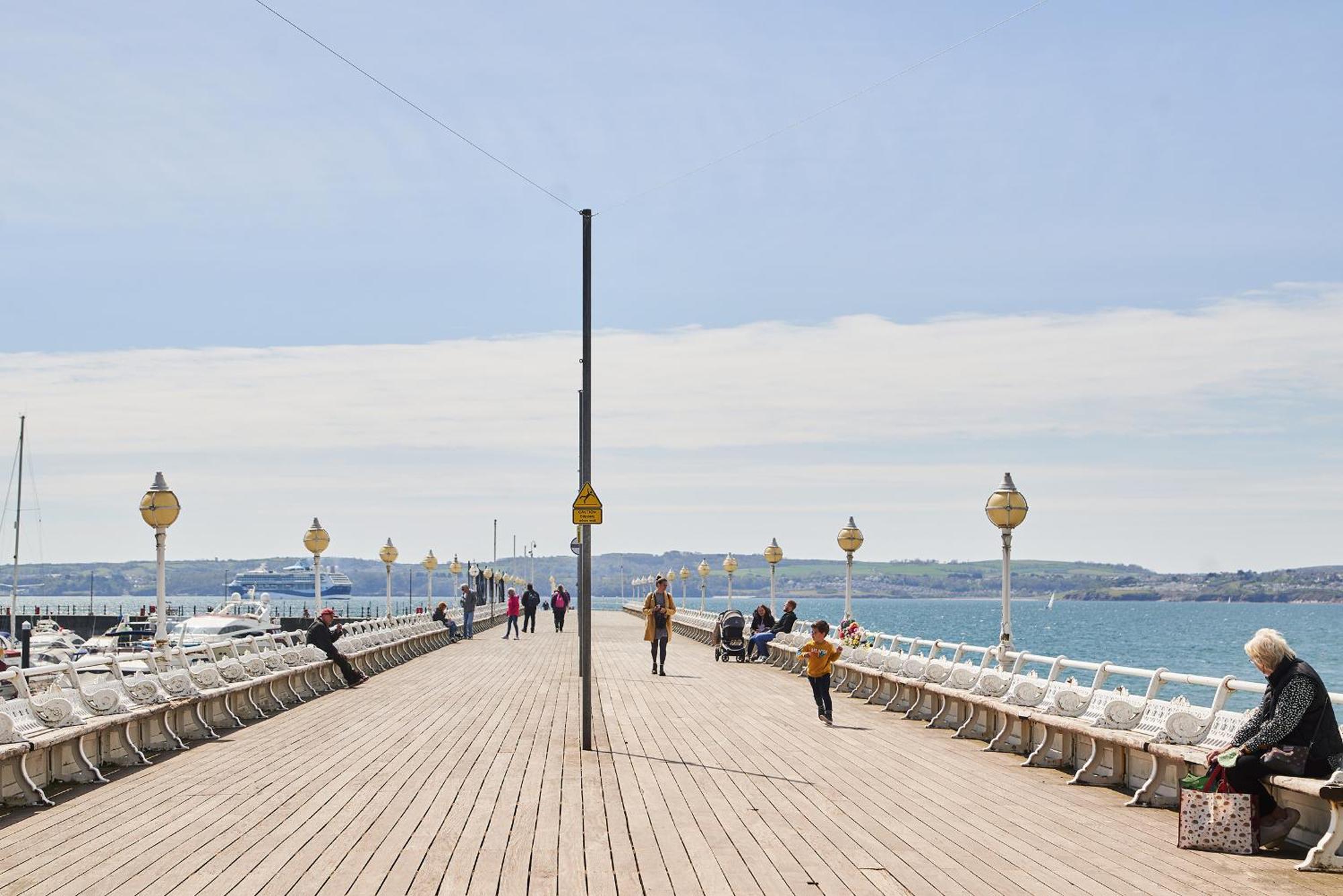 Sovereign House - Close To Harbour With Parking Торки Екстериор снимка
