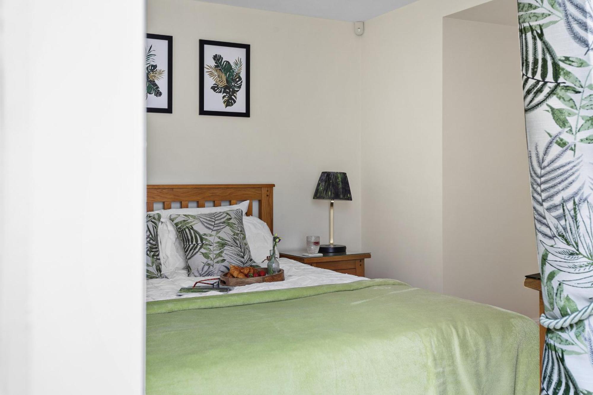 Sovereign House - Close To Harbour With Parking Торки Екстериор снимка