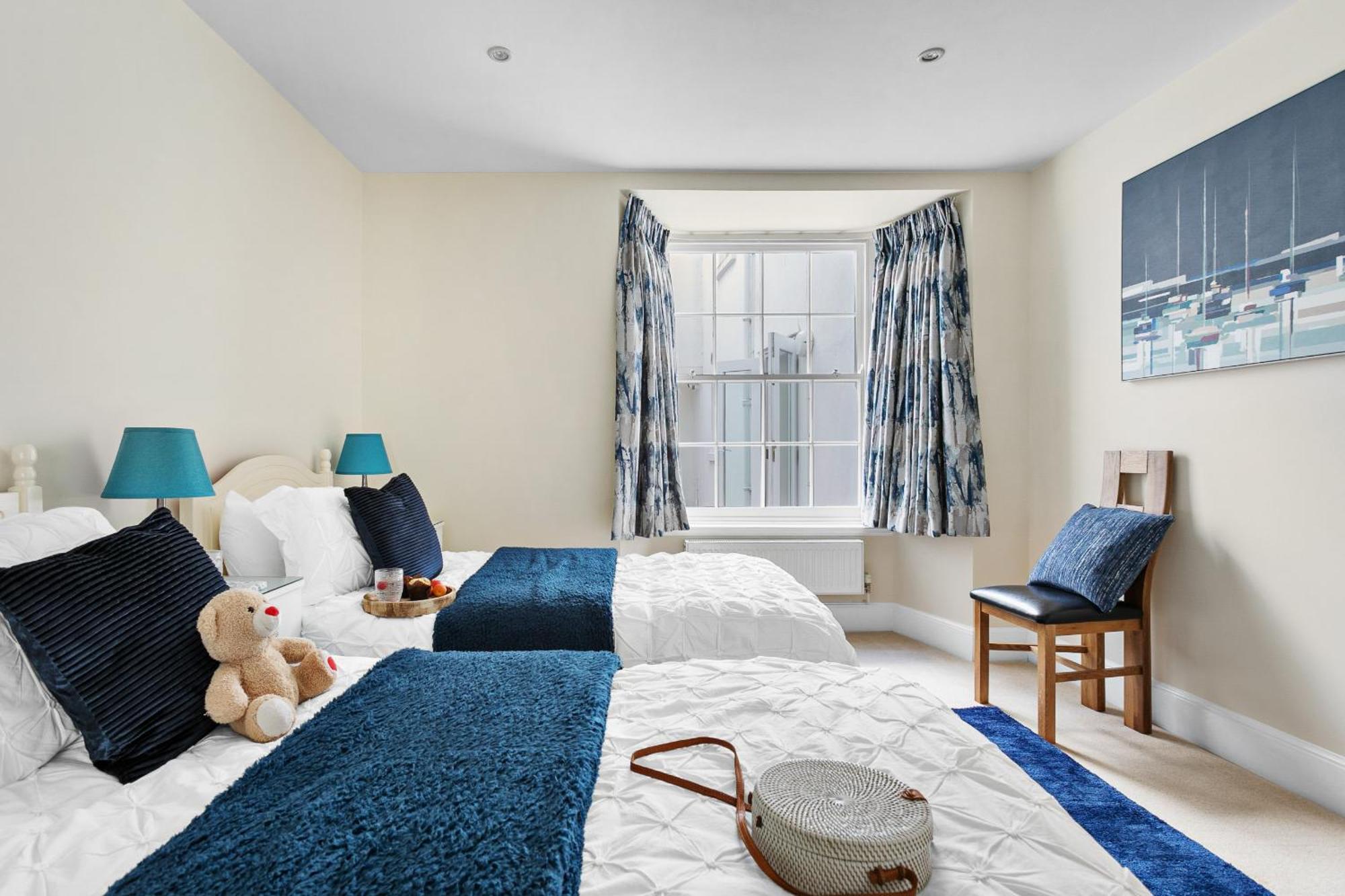 Sovereign House - Close To Harbour With Parking Торки Екстериор снимка