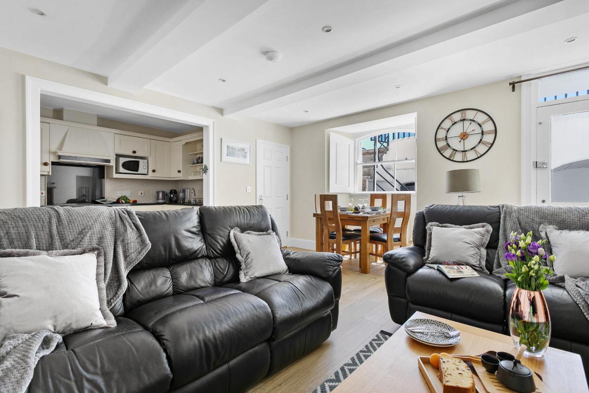 Sovereign House - Close To Harbour With Parking Торки Екстериор снимка