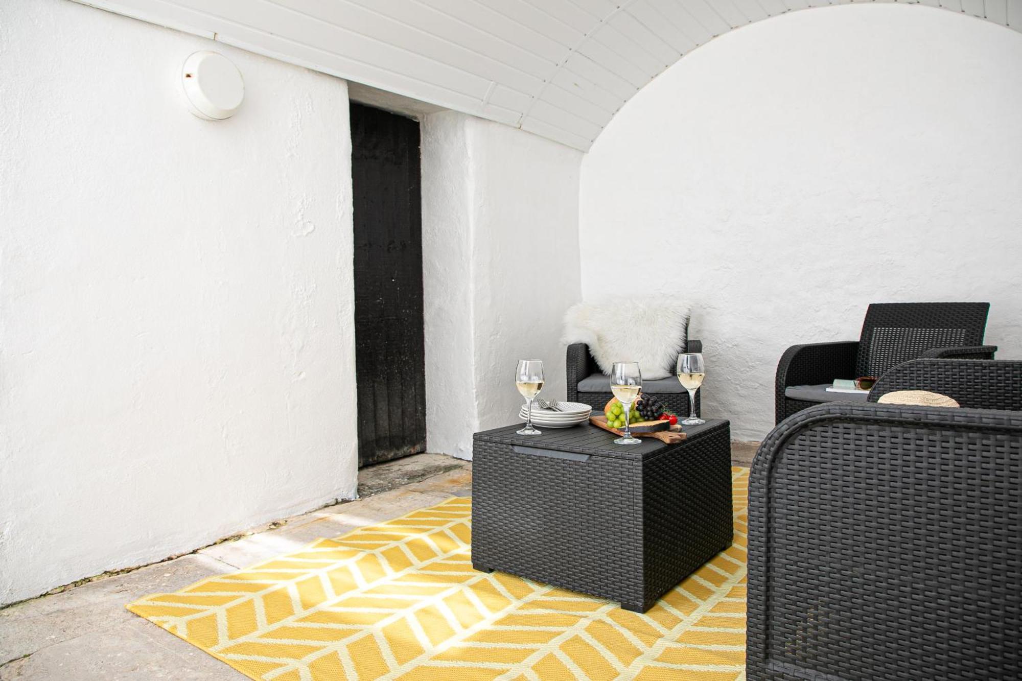 Sovereign House - Close To Harbour With Parking Торки Екстериор снимка